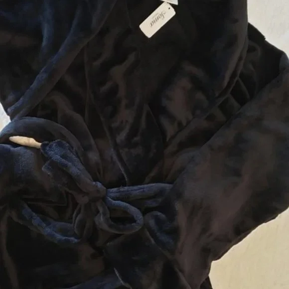 Soma Black Robe Embraceable Plush 2x (ONLY 1 AVAIL) - Picture 2 of 7